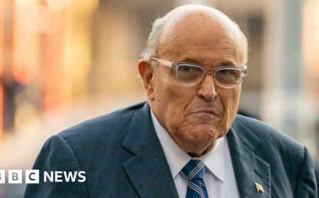 Former NYC Mayor Rudy Giuliani injured in car accident