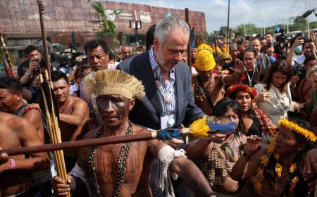 Indigenous protesters block entrance to Brazil climate summit