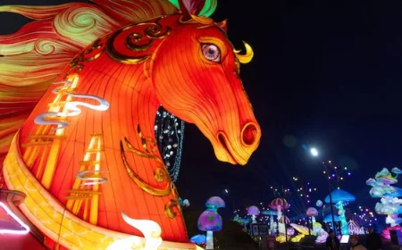 Mulan, mythical beings dazzle at annual Chinese lantern festival