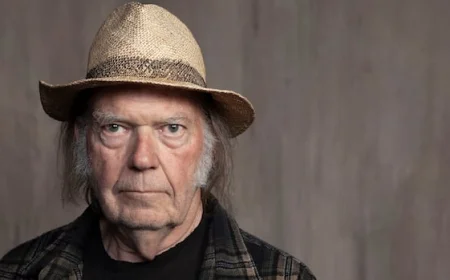 Neil Young gifts Greenland free access to music catalogue