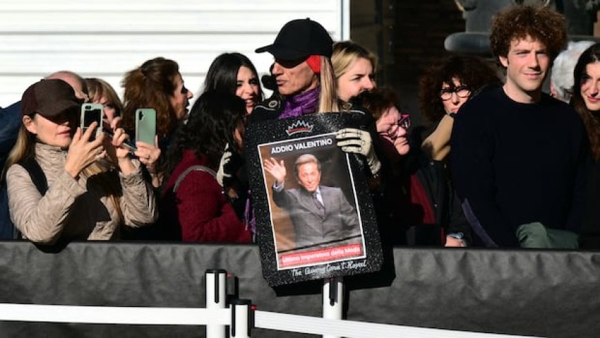 Stars, fans arrive in Rome for fashion icon Valentino's funeral