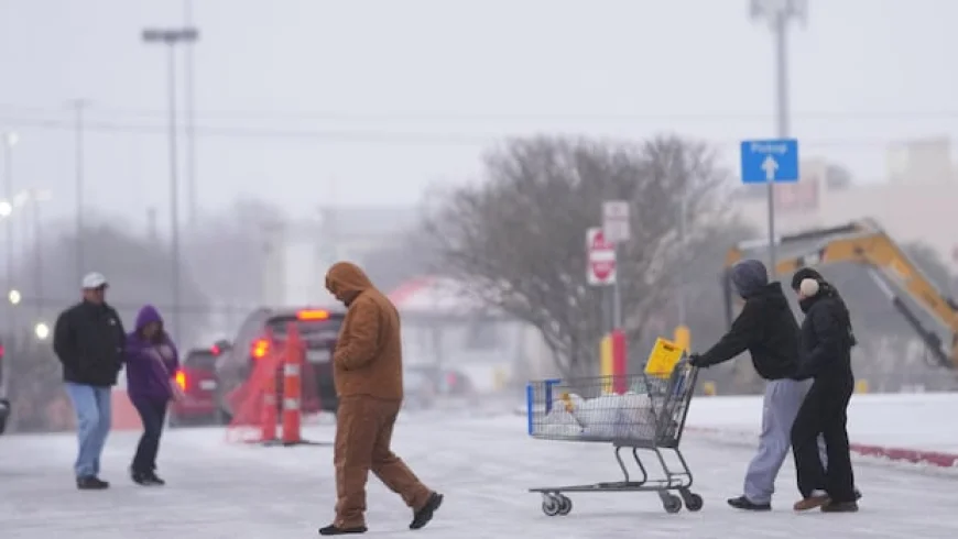 Thousands of flights cancelled as major winter storm moves across the U.S.