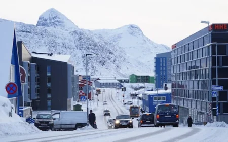 Inuit leaders urge Ottawa to follow Greenland's infrastructure lead
