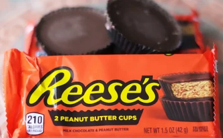 Grandson of Reese's Peanut Butter Cups inventor accuses Hershey of recipe changes