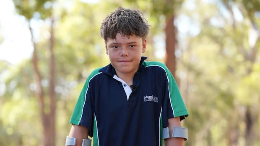Australian boy, 13, swims for 4 hours to save family swept out to sea