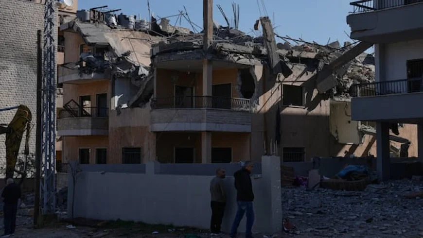 Israeli strikes in eastern Lebanon kill 8 Hezbollah members, 2 others: officials