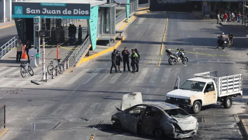 Mexico says top cartel boss killed as violence engulfs Puerto Vallarta and several states