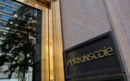 Trump administration gives up legal battle to impose executive order on 4 law firms