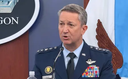 U.S. submarine torpedoes Iranian ship in Indian Ocean, reportedly killing dozens