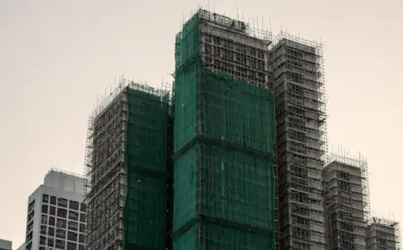 After deadly Hong Kong fire, the art of bamboo scaffolding hangs in the balance