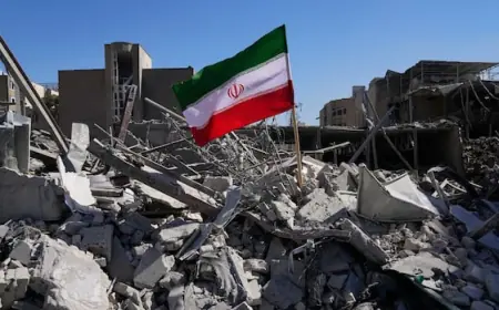 As war takes its toll in Iran, some still hope for regime change