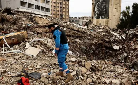 Israel kills senior Iranian naval officials, Trump continues threats to Tehran to negotiate