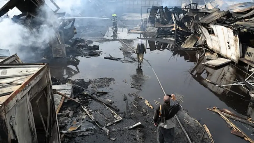 Pakistan and Afghanistan announce temporary pause in fighting