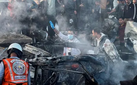 Israeli airstrike kills 4 Palestinians in Gaza, medics say