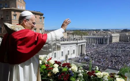 On Easter, Pope Leo urges world leaders to end wars, conquest
