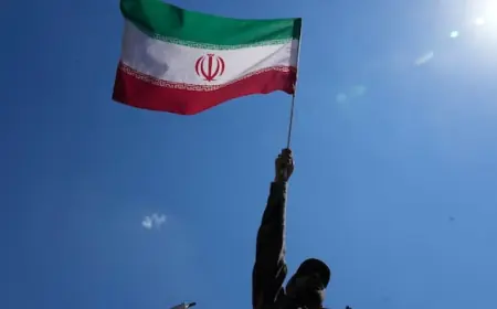 Iran clamping down in Strait of Hormuz amid tenuous ceasefire