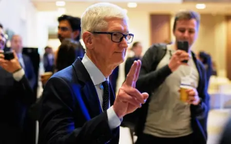 Tim Cook stepping down as Apple CEO, handing reins to hardware leader John Ternus