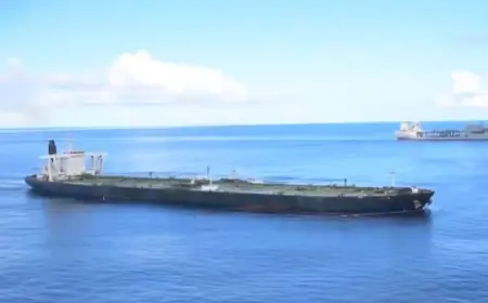 Trump orders U.S. military to 'shoot and kill' Iranian small boats choking Strait of Hormuz