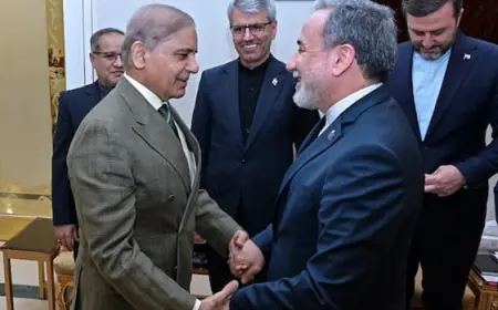 Iran's foreign minister leaves Islamabad without meeting U.S. envoys, Pakistani officials say