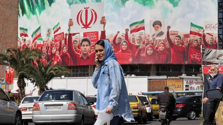 Iranians try to see through fog of war amid internet blackout