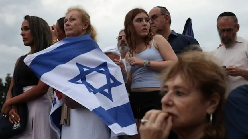 Report into Bondi Beach mass shooting calls for increased security at Jewish public events, more gun reforms