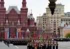Putin oversees scaled-back WW II Victory Day parade amid temporary Moscow-Kyiv ceasefire