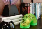 A new slinky is in the world record books. This Connecticut family made it happen
