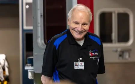 He was teaching CPR, then went into cardiac arrest. His students saved him