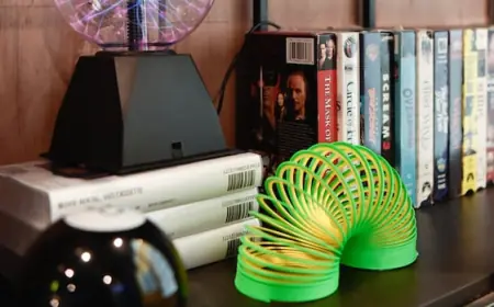 A new slinky is in the world record books. This Connecticut family made it happen
