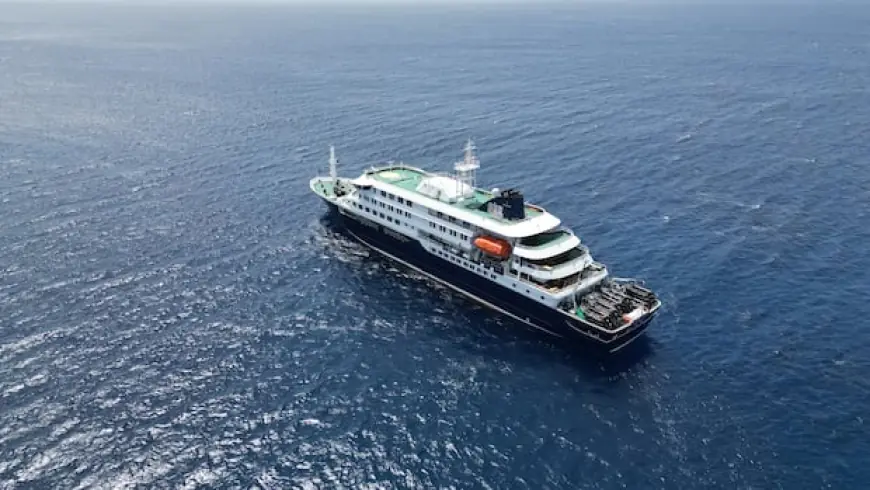 Plans underway to evacuate 2 passengers from cruise ship struck by hantavirus