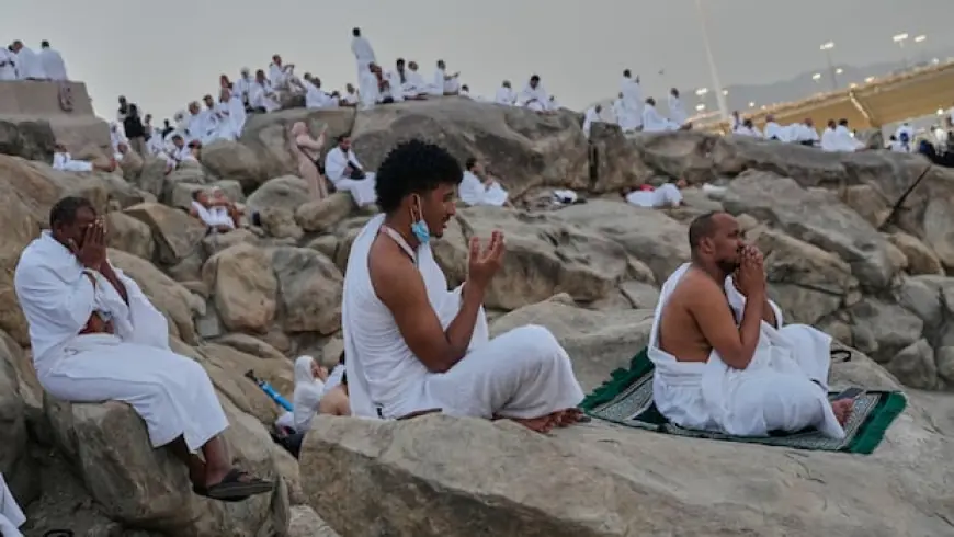 Muslim pilgrims endure Saudi Arabia's sweltering heat for pinnacle of Hajj