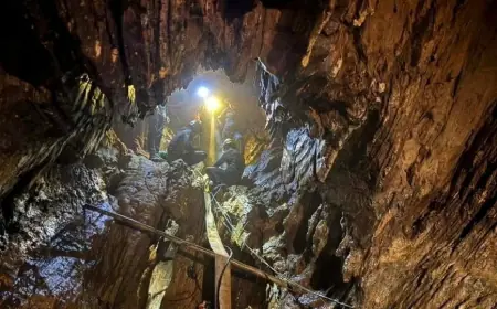 Laos cave rescuers race against time to find remaining missing men | Hanomansing Tonight