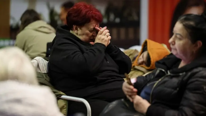 Kyiv coming under heavy Russian attack, forcing people to take shelter underground