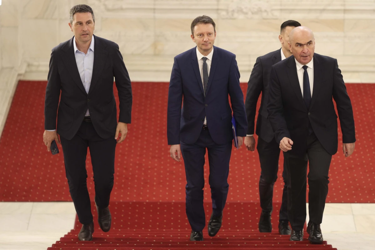 A doua zi de audieri a miniștrilor din Guvernul Mureșan / Mai multe propuneri cu avize negative luni / Grindeanu crede că Nicușor Dan va mai desemna un premier / Simion susține că a început negocierile pentru o majoritate parlamentară