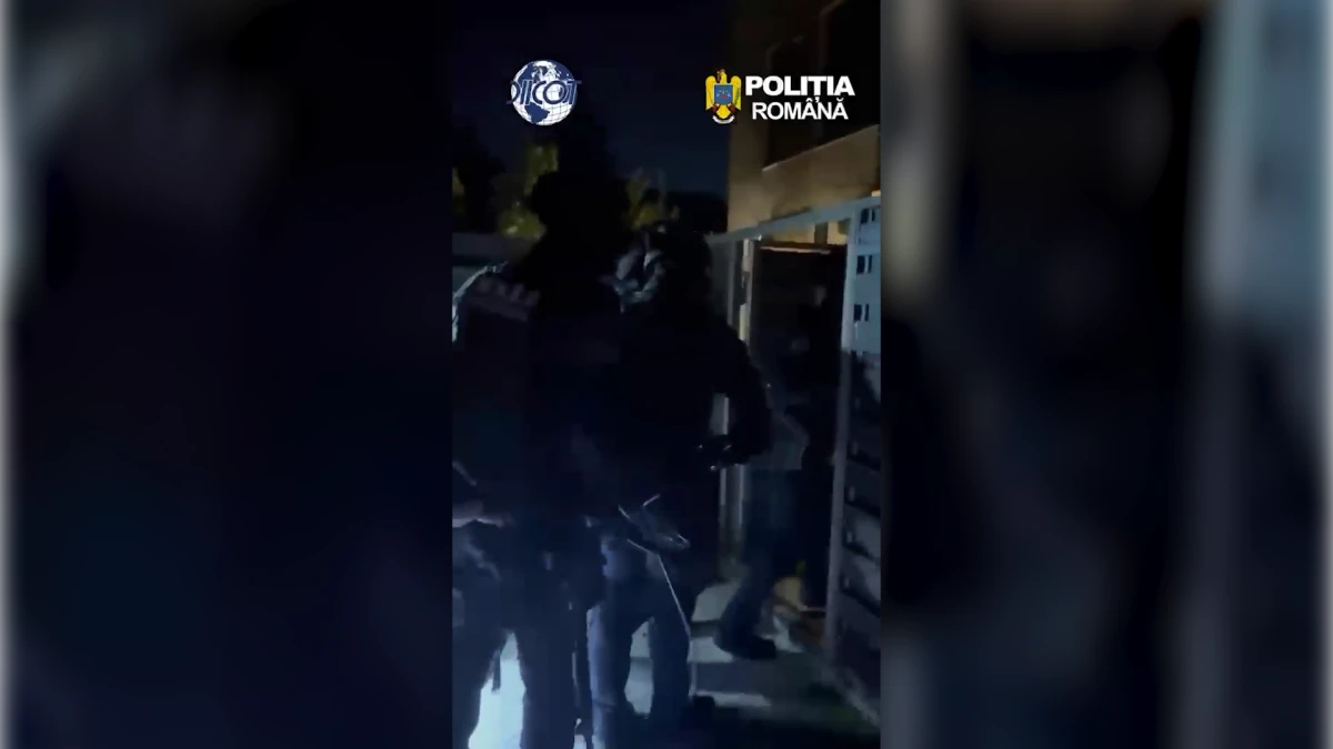 VIDEO Imagini de la descinderea procurorilor și polițiștilor acasă la Călin Georgescu
