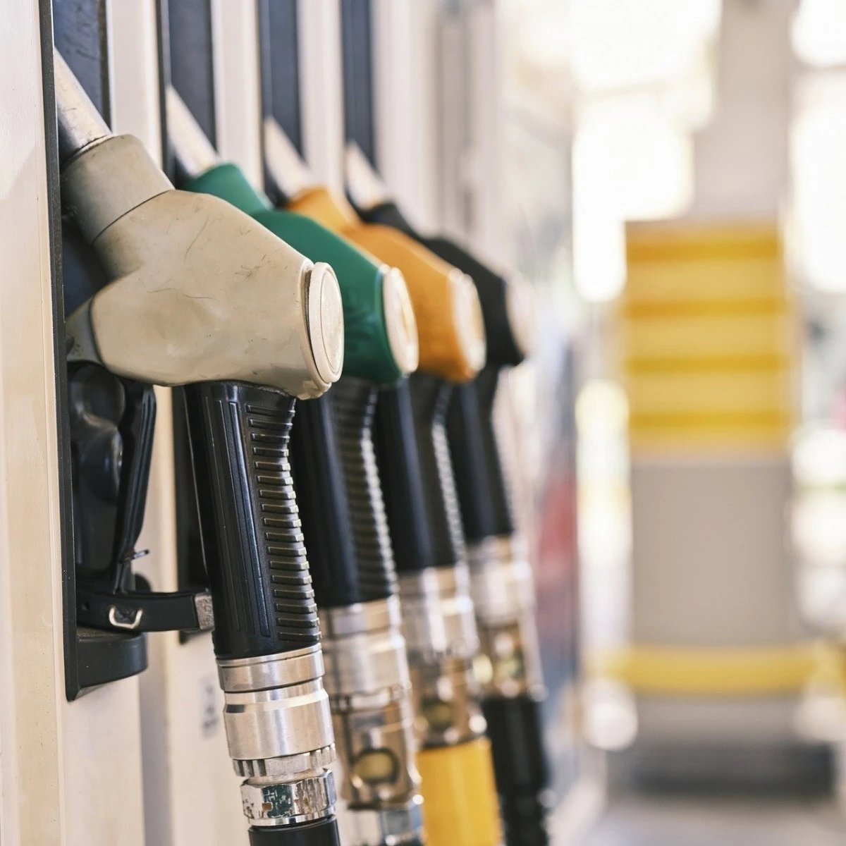 România a înregistrat în august a doua cea mai mare creștere din Uniunea Europeană a prețului benzinei față de luna precedentă, de 6,6%, potrivit Eurostat