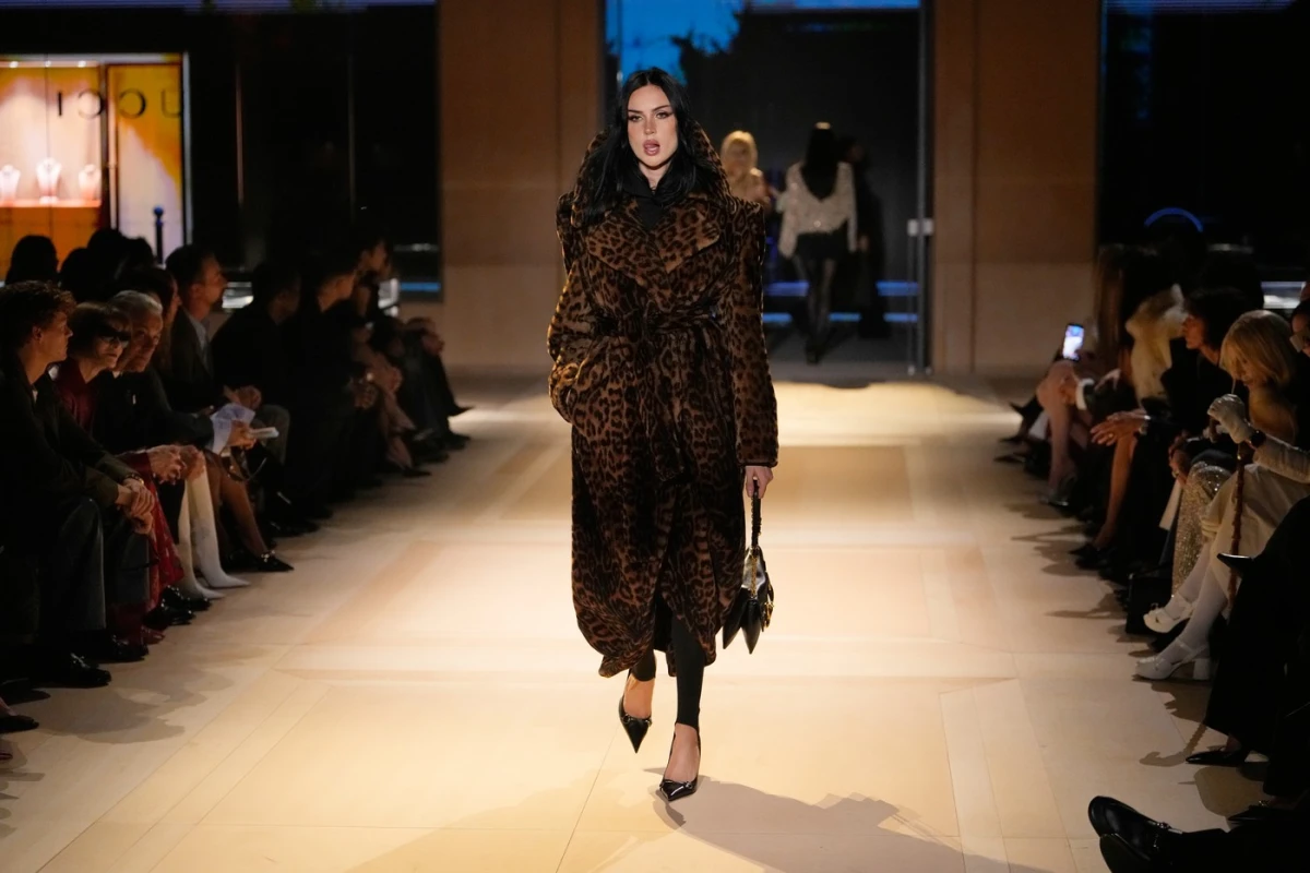 Gucci primăvară-vară 2027 la Milano Fashion Week: Problema nu este că Demna nu înțelege Gucci / Problema este că încă văd Demna înainte să văd casa