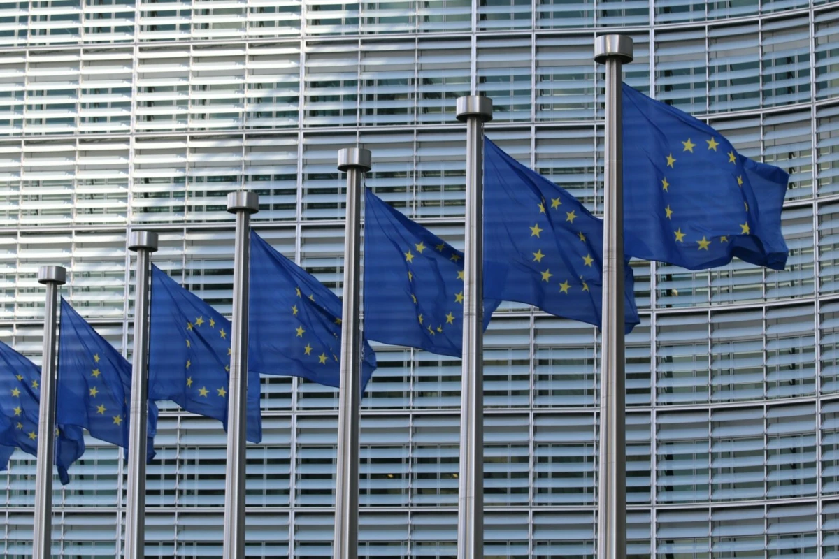 Excedentul balanţei comerciale al Uniunii Europene din schimburile cu produse agroalimentare în primul semestru s-a mărit cu 1,4 miliarde de euro peste cel înregistrat în aceeaşi perioadă a anului trecut