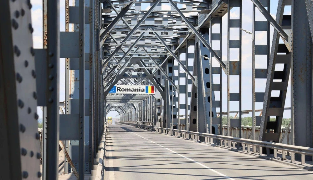 România elimină taxa de trecere a podului de la Giurgiu Ruse. Ministerul român al Transporturilor propune guvernului bulgar să adopte aceeași măsură
