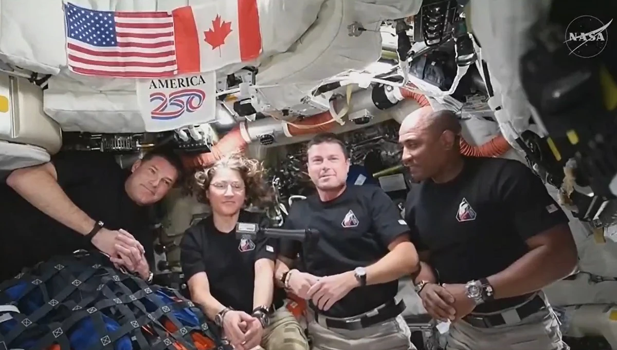 Astronauții Artemis II Victor Glover și Reid Wiseman trec la statutul de emerit în cadrul NASA, după călătoria istorică în jurul Lunii