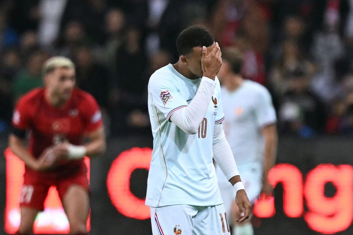 Kylian Mbappe se întoarce la Madrid după primul meci din „era Zidane” la naționala Franței / Zidane: „Nu e bine deloc. Nu ne vom asuma riscuri”
