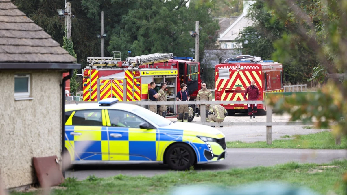 U.K. police evacuate homes near U.S. air base and detain men on suspected explosives offensives