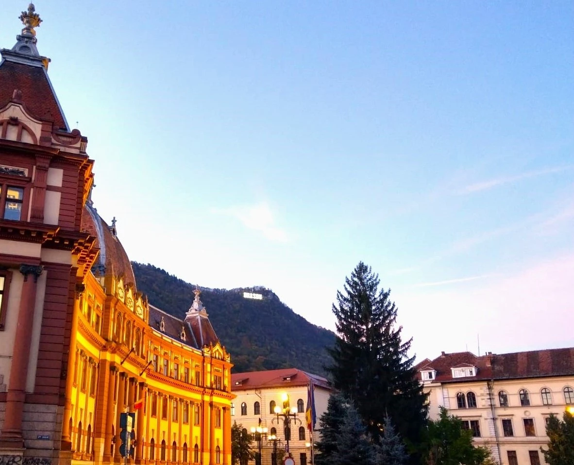 Festivalul NOD la Brașov: Evenimente dedicate literaturiii, teatrului și filmului, în perioada 24-27 septembrie