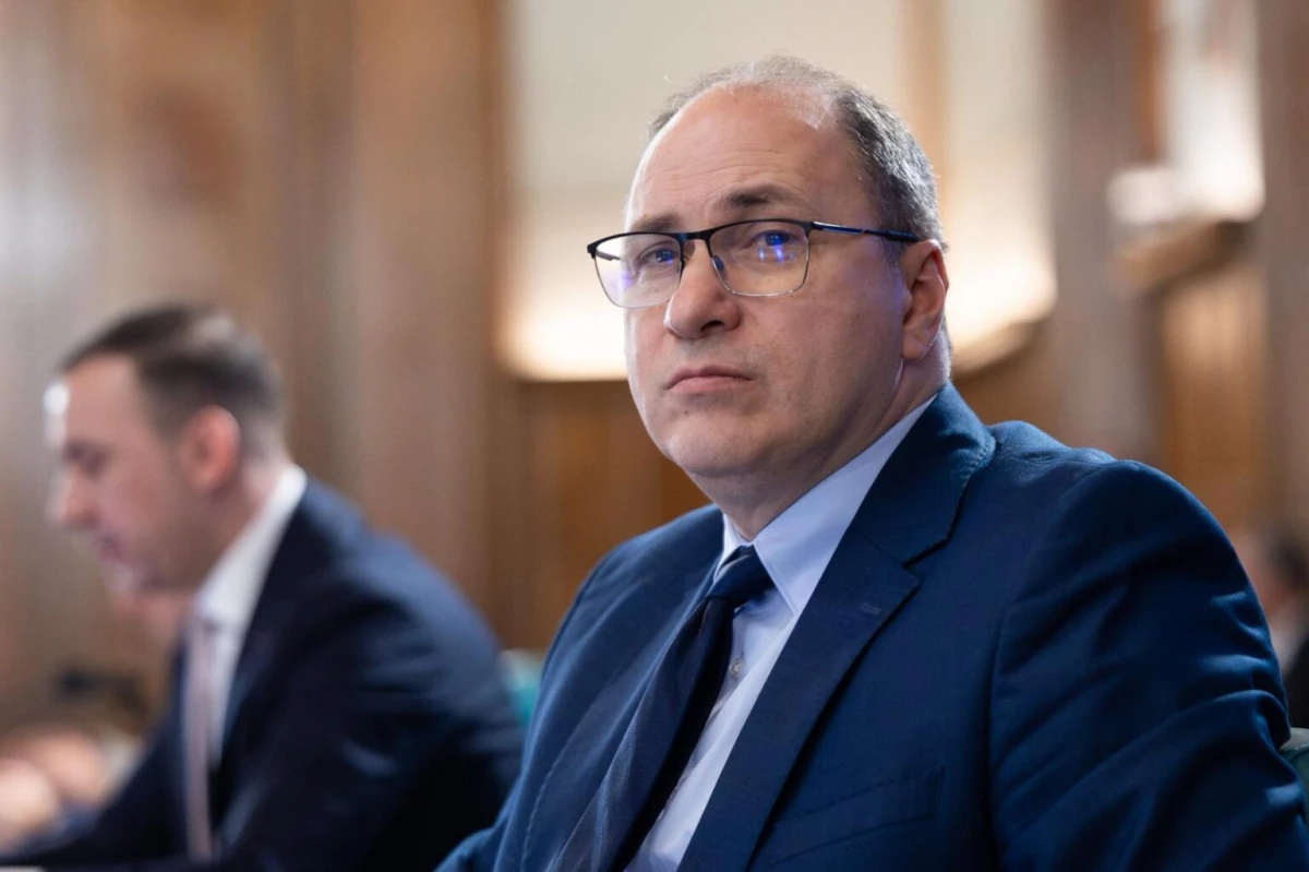 Edupedu.ro: Mihai Dimian, ministrul-telefon care a pus în dezbatere admiterea „ca-n codru” la liceu – menținut de Siegfried Mureșan ministru la Educație și în guvernul pe care îl propune – Surse