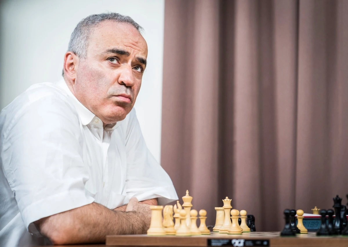 Rusia intenționa să-l asasineze pe Kasparov și pe alți disidenți în această vară, în SUA