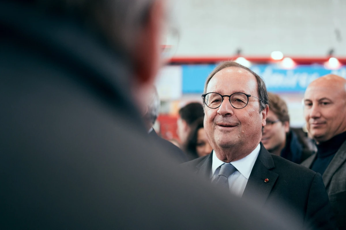 Fostul președinte Francois Hollande afirmă că ar putea candida la președinție în 2027 dacă va vedea o şansă reală de victorie