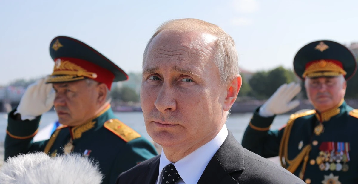 Putin semnează un decret de majorare a efectivelor armatei