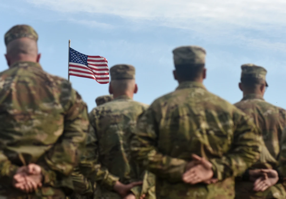 Polonia vrea să găzduiască 15.000 de soldaţi americani pe teritoriul său