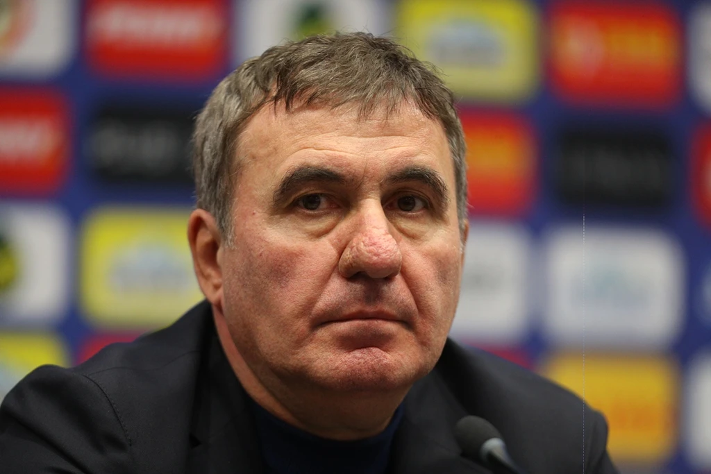 Lotul României pentru meciul cu Suedia din Liga Națiunilor: Selecționerul Hagi i-a lăsat acasă pe Bîrligea, Cicâldău, Cîrjan și Moruțan