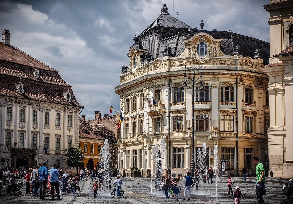 Primăria Sibiu vrea să scape de toate datoriile externe / Va fi rambursat anticipat și cel mai mare credit: 70 de milioane de lei, luat de la o bancă din Austria / Se economisesc 3,5 milioane de lei, doar dobânzi